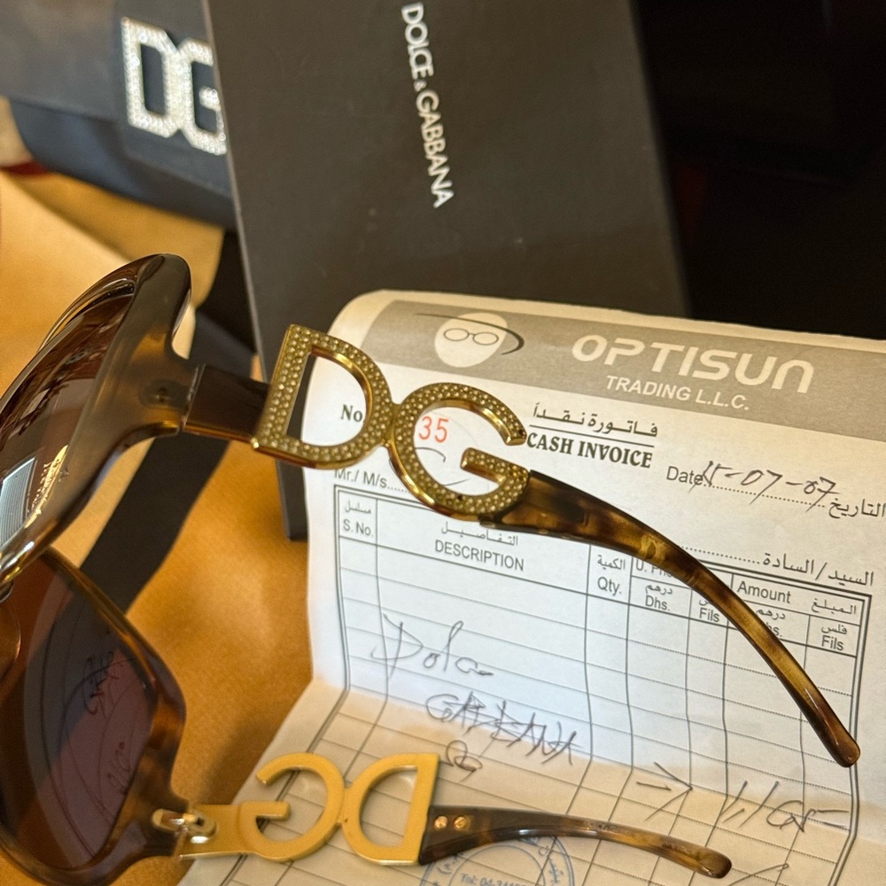 Dolce & Gabbana Gold and Brown Sunglasses Vintage 2007 Beautiful pair.